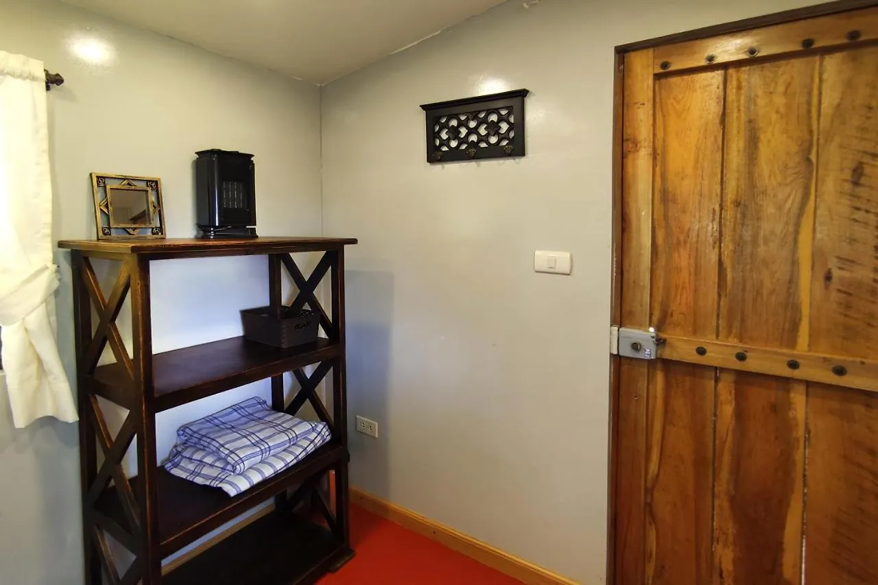 Picota Cucho: Enchanting VIP Quinta with Jacuzzi near Cuenca
